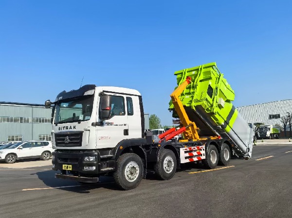 華威馳樂(lè)牌SGZ5311ZXXZZ6C5車(chē)廂可卸式垃圾車(chē)｜中國(guó)重汽汕德卡8x4鉤臂式垃圾車(chē)｜垃圾轉(zhuǎn)運(yùn)車(chē)